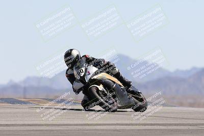 media/Apr-20-2025-CVMA (Sun) [[39090e8767]]/Race 16-Formula Middleweight/